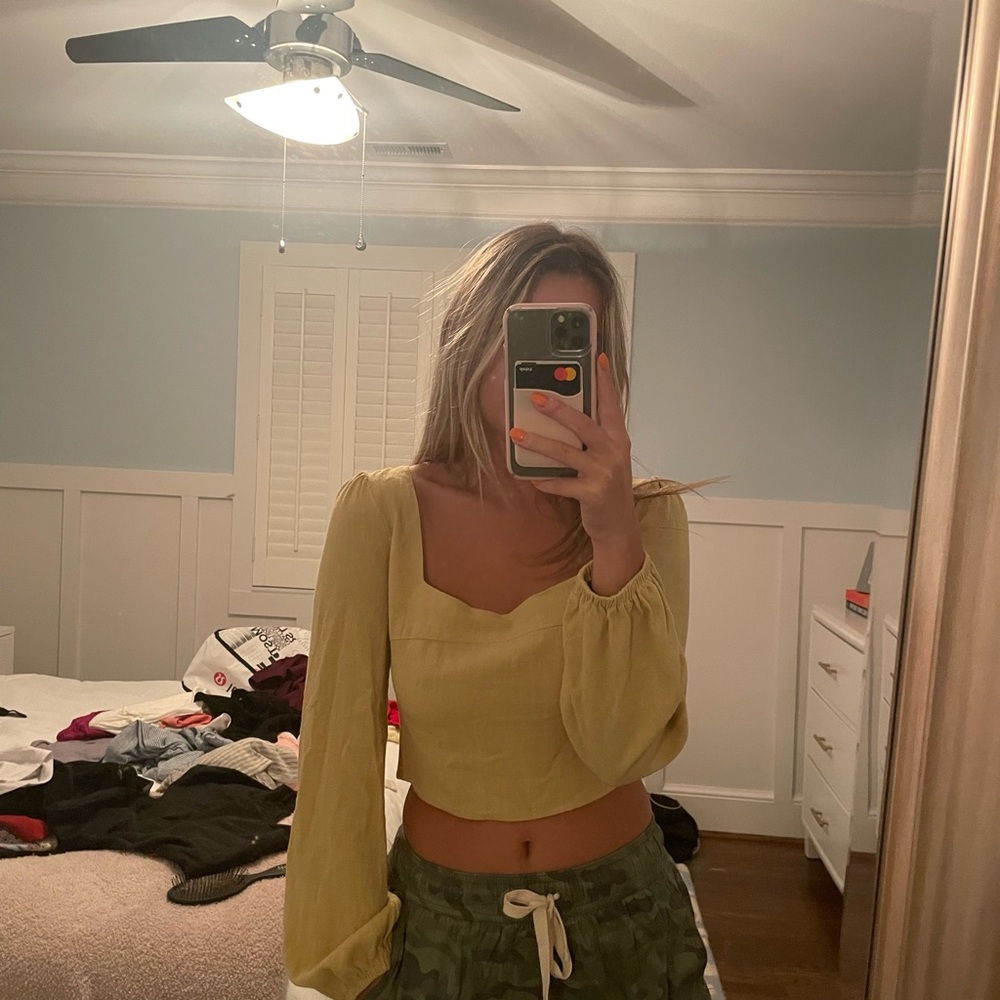 Yellow pacsun crop top